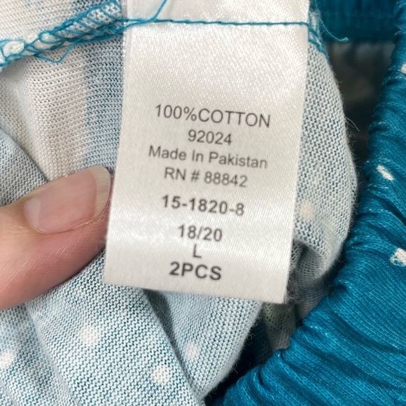 Dreams & Co L (18/20) 2 piece capri pajama set - Picture 10 of 12